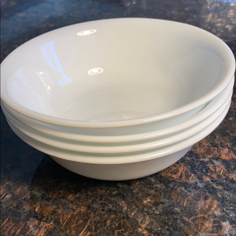 4 Corelle Just White 18oz. Cereal Bowls - Picture 6 of 7